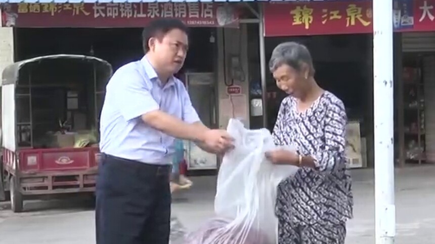 （脱贫攻坚群英谱）张强：瞄准产业扶贫 啃下脱贫攻坚“硬骨头”