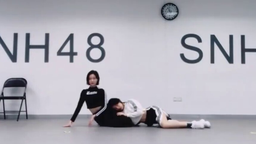 许佳琪&戴萌BLACKPINK《Forever young》