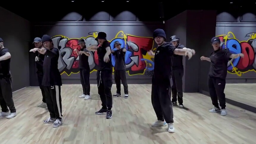 姜丹尼尔《Who U Are》练习室公开