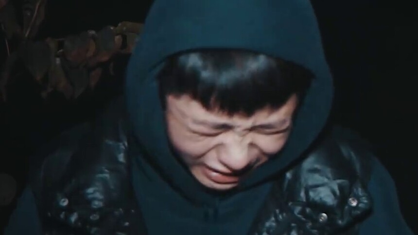李轩酉想家心切情绪崩溃，陈爸深夜陪伴开导
