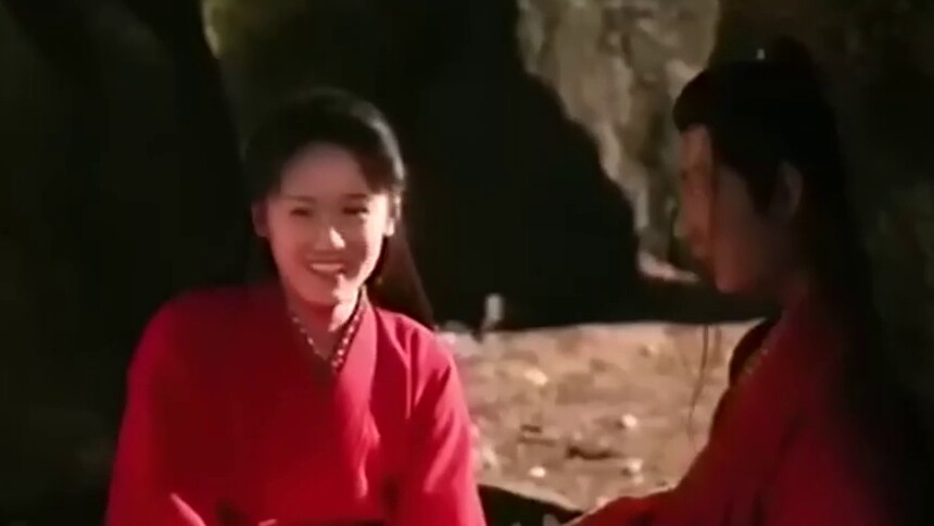 琉璃花絮：原来脸红名场面是成毅袁冰妍的自由发挥，甜度爆表！