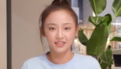 小鱼吴佳怡独家专访 大学排练厅过夜的铁娘子
