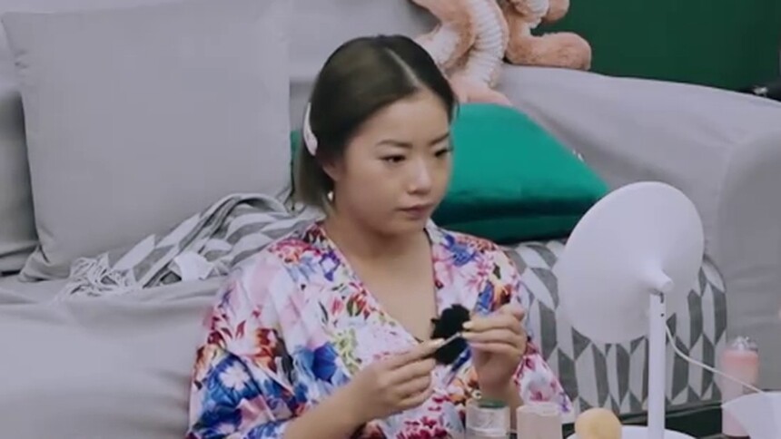 《哎呀好身材》彩蛋：菊姐美妆time!从美术专业角度为你讲解高光阴影的打法