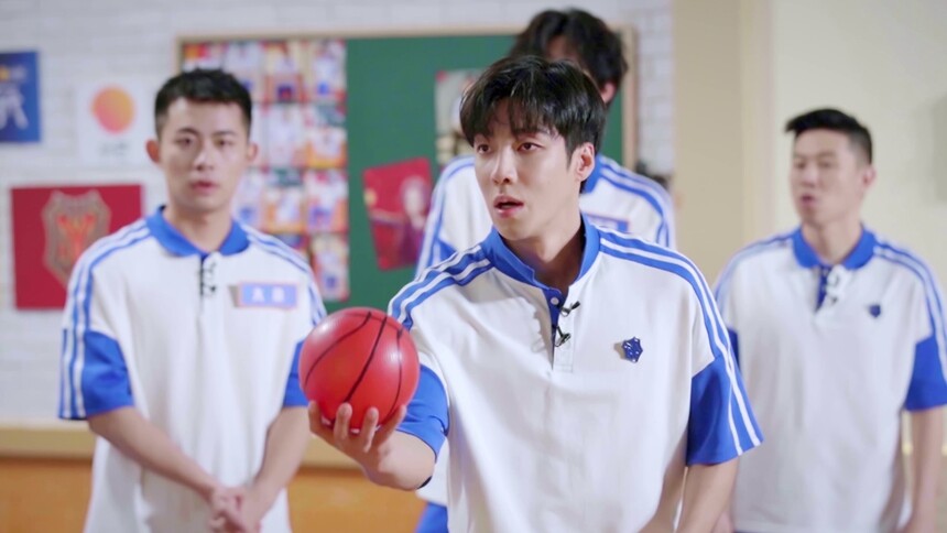《哥哥的少年时代》10月13日看点：哥哥社长竞选！张淇欧阳靖高瀚宇体育对决