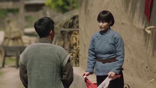 辛宁劝解戚俊雄共同进步