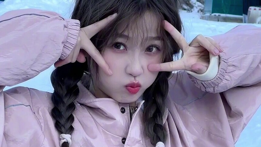 生日快乐！刘雨昕赵小棠孔雪儿陆柯燃凌晨为虞书欣庆生