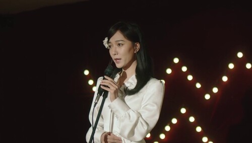 苏凌芳在歌厅被客人为难