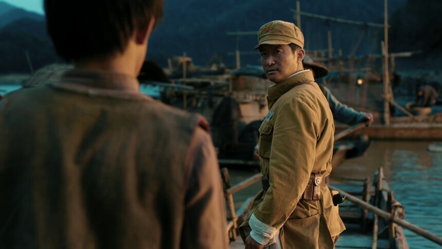 伍千里和伍万里告别 准备出征朝鲜