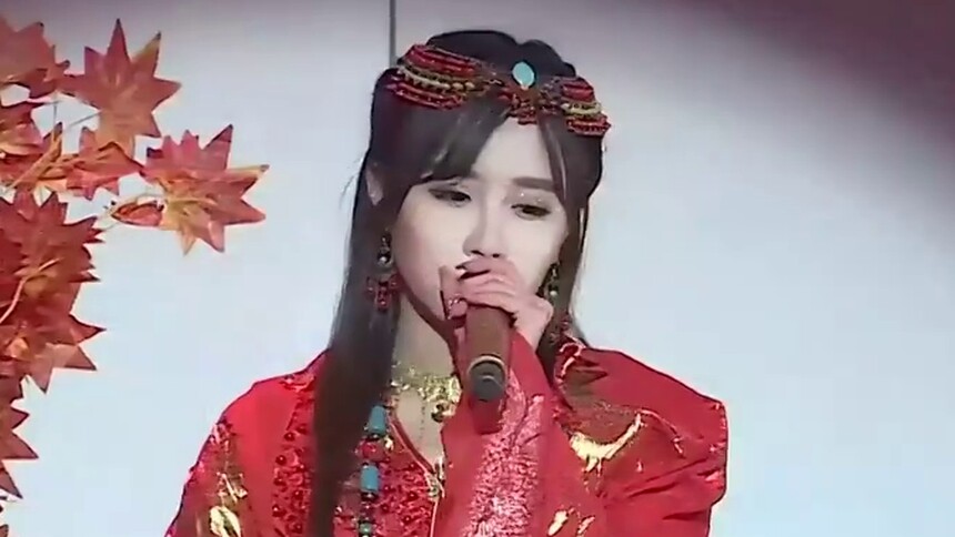 SNH48新春特别公演：段艺璇《叹云兮》
