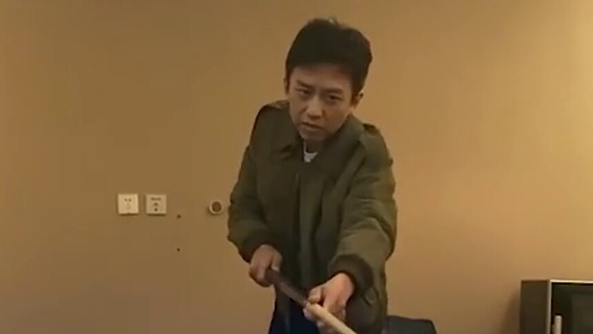 迷之自信！邓超称打台球水平只能约潘晓婷一战