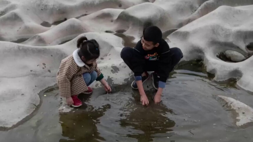 水落石出：四川涪江江油段现壶穴地貌