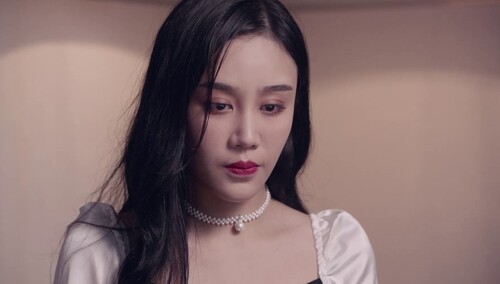 物是人非 晓晓小蝶爱情破裂