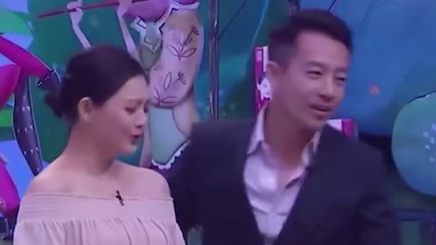 误会？汪小菲深夜连线女主播 发文为爆粗口道歉