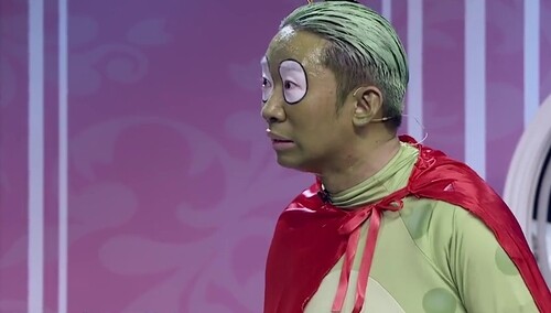 杨迪被cue freestyle笑点连连 王智现场演绎“公主抱”