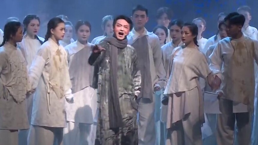 革命题材花鼓戏《徐特立》首演