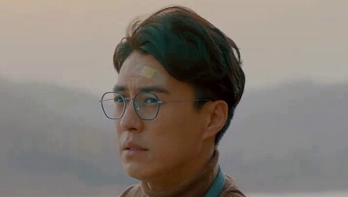 张子灏劝岳岚喝酒 孙书记出面挡酒