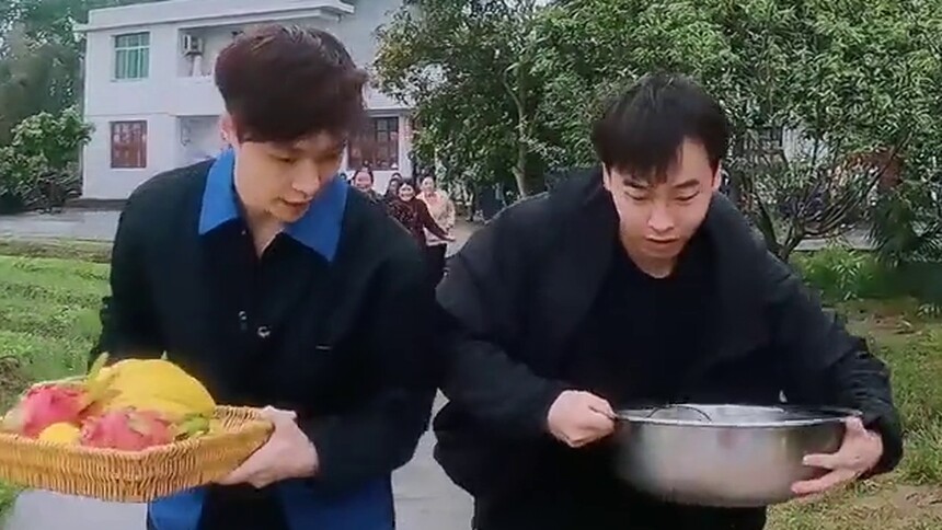 向往的生活5 VIP加长版第6期：陈赫李诞化身种树达人 彭昱畅抢购活动跑出幻影