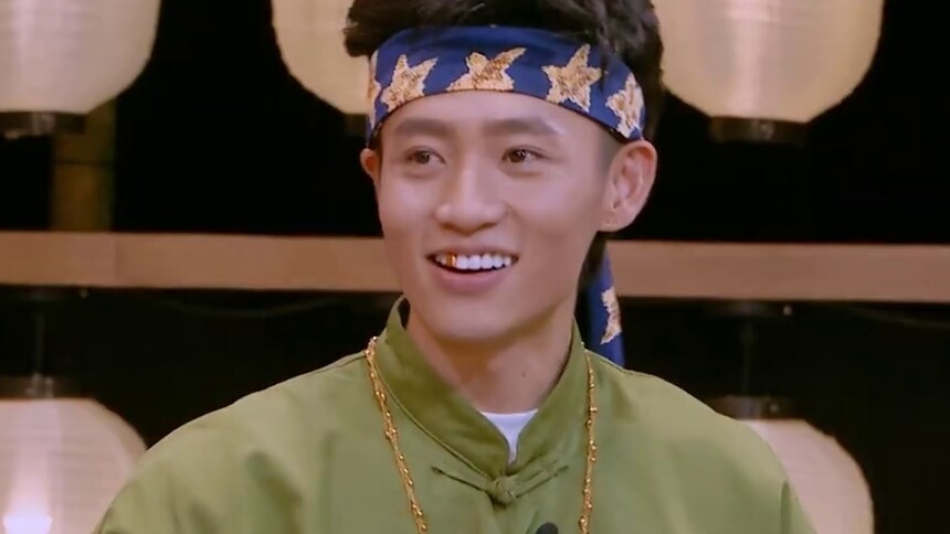 社会一哥晨私家也太厉害了吧 左藏龙右卧虎专治偷鸡摸狗