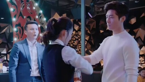 竖屏追剧：扛起李沁就跑！窦骁英雄救美李沁