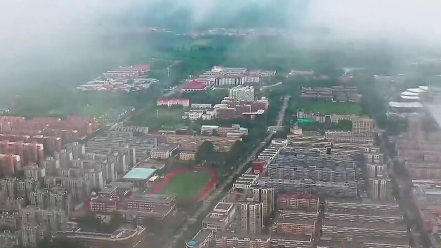 北京延庆雨后美景 海陀苍茫云海现