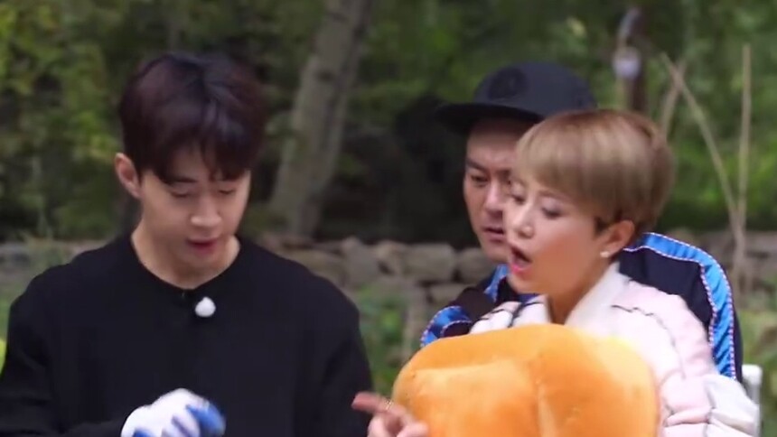 服气？海清揭秘“书包精彩线”竟遭大华吐槽发音