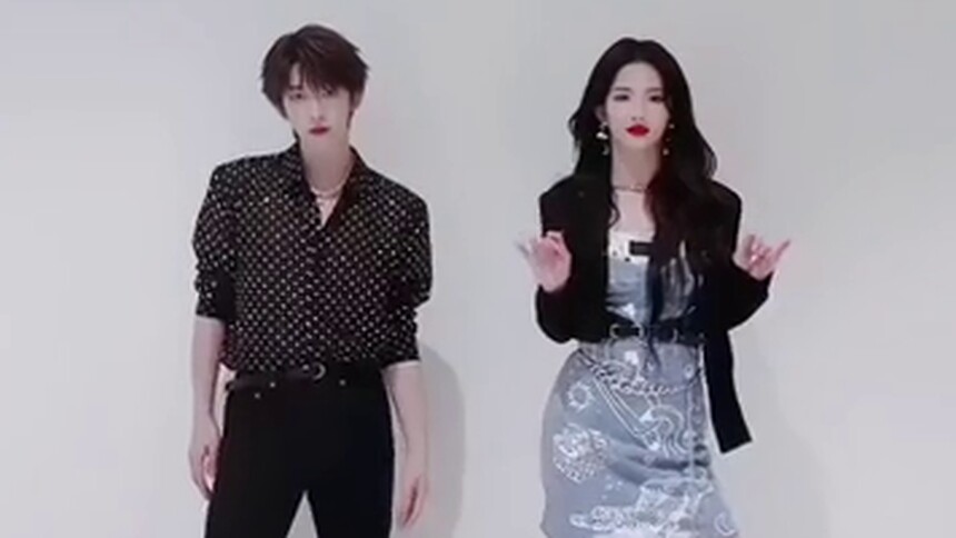 刘宇刘些宁女团舞，姐弟组合超神了，wave直接扭进我心里！