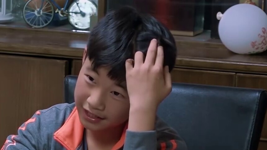来自初中生和小学生的会谈，覃左婷杨涵初次见面太好笑了