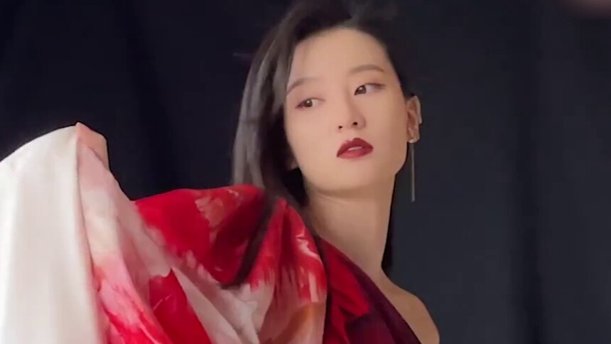乔欣方否认与郑好恋情：看图写故事大可不必