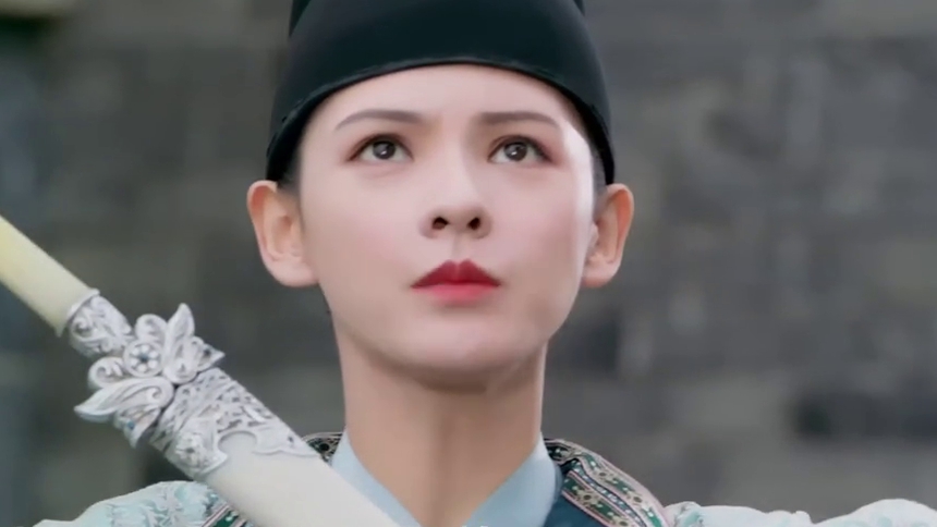 张忠如带兵进城压制仇子梁，程若鱼说自己从未离开过