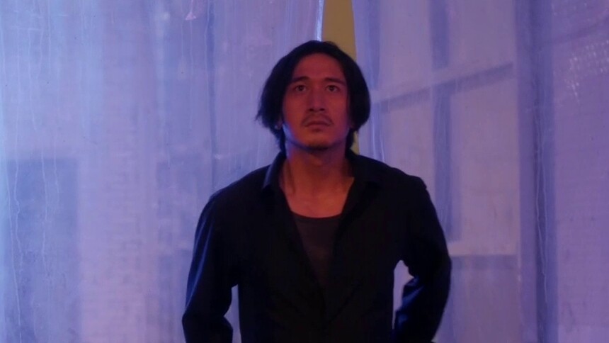 彭帕躲到防空洞却偶遇江燕