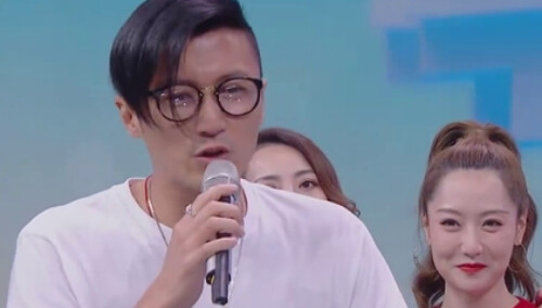 谢霆锋王祖蓝互怼放狠话 张绍刚成隐形硬核助攻