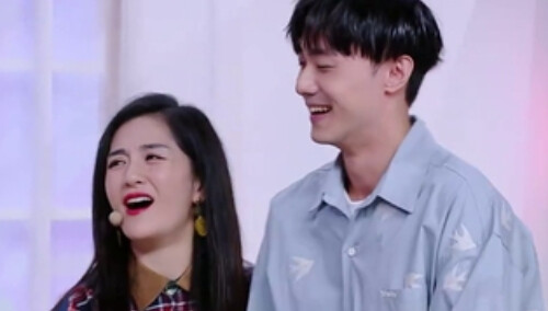 资深剧粉谢娜追剧上头 现场替施柏宇抱不平