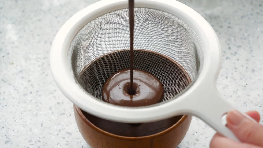 一人厨513期：网红冰山熔岩巧克力，自己在家就能做，真材实料，比买的更好吃