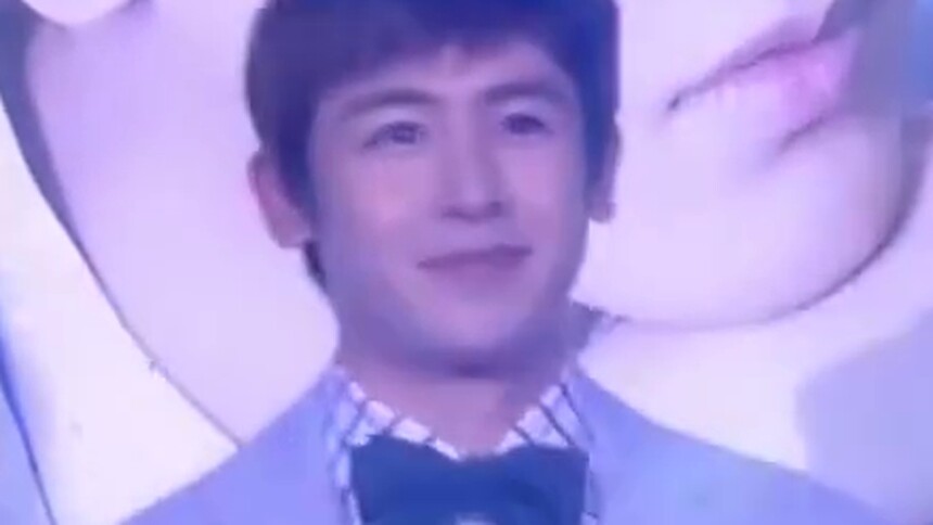 尼坤手把手教你卖萌