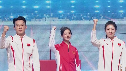 奋斗的人生闪闪发亮！情景音乐秀《闪亮的我们》