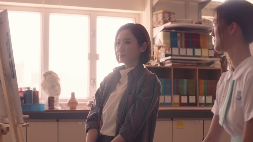 朱芷欣画画发泄情绪