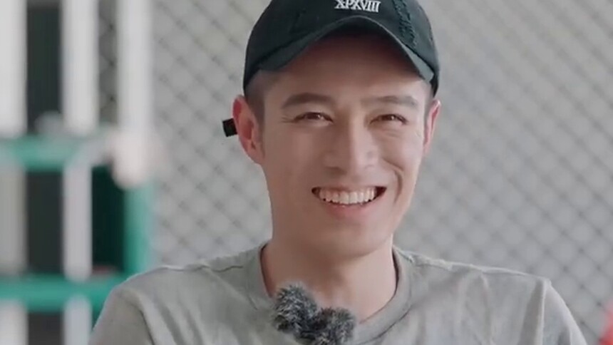 沈梦辰周柏豪傅菁为比赛拼了