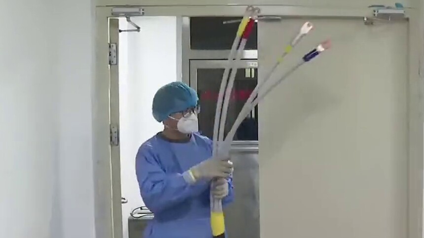 披星戴月寒夜里 保电抗疫渡难关