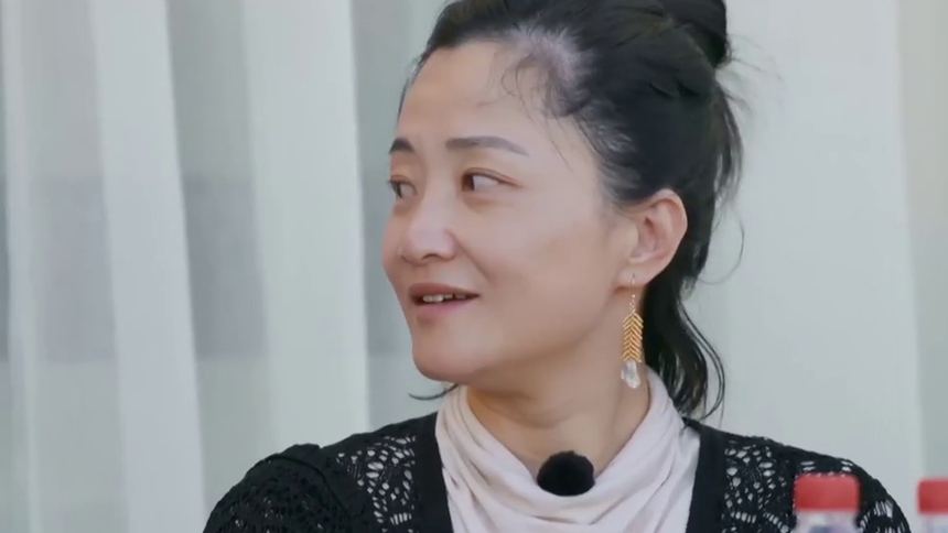 章贺郭柯宇疯狂互相试探 郭柯宇坦言公开撒狗粮不好