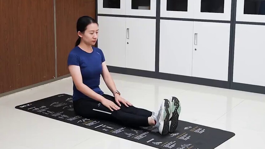 科学健身周周练·特别篇：一张瑜伽垫，变成私人健身房