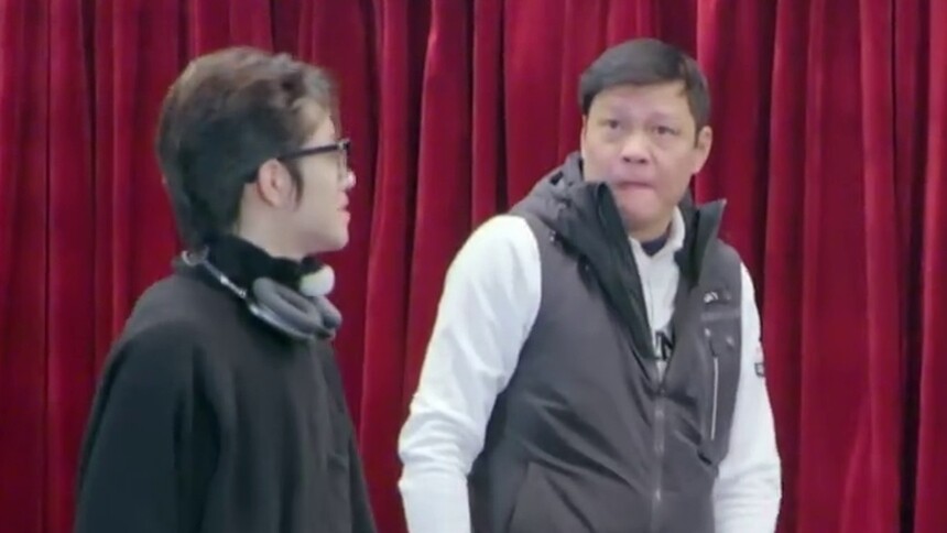 冬奥手势舞学习时间！范志毅像极了学跳舞时的我