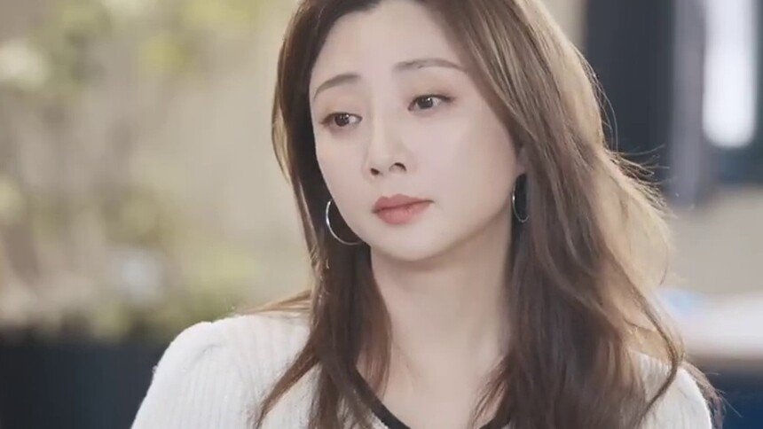 殷桃谈年龄焦虑 尽管衰老但依旧可以美