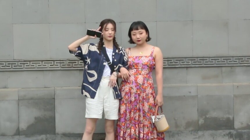 《没有工作的一年》花絮：杂志大片拿捏住了 辣目洋子翟子路上演搞笑版白蛇传