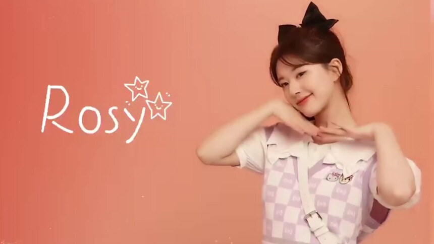 赵露思学院风造型拍摄花絮，露丝在线和你玩躲猫猫～