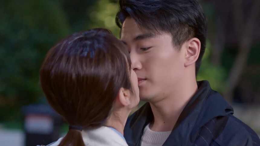 《好好说话》第24集看点：杨光廖望亲亲抱抱坦荡恋爱！李恒基查到马科偷税漏税