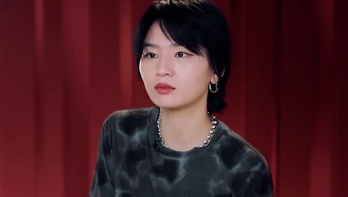 回顾·梦幻联动：周笔畅李斯丹妮耍宝日常，一言不合就尬舞