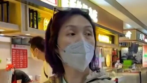 杨千嬅示范服务区美食的正确打开方式，让你工作出差也能变吃货旅行！