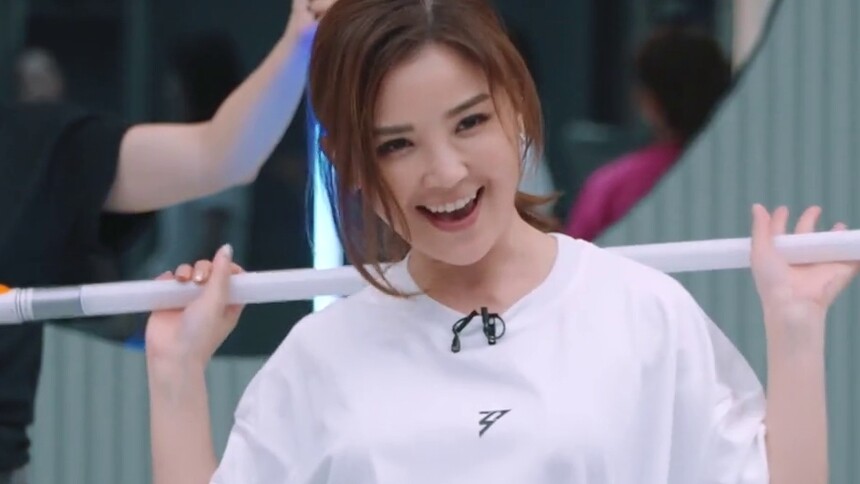 蔡卓妍郑秀妍甜度满分，谁看了不嘴角上扬