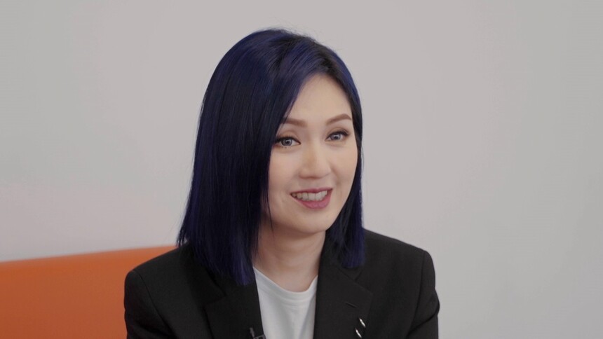 《声生不息》彩蛋：杨千嬅玩性大发秒变“野孩子”？ 李健瞬间被整懵