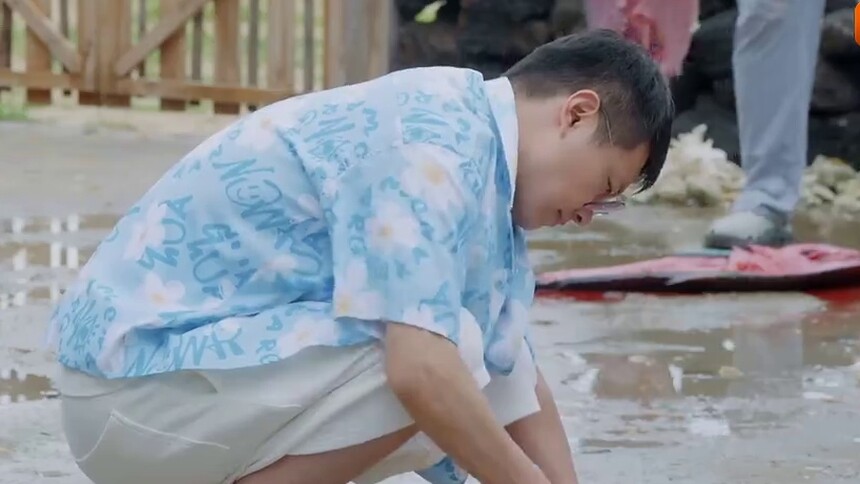 吴彼处理鱼一把手 哥怕不是隐藏的“厨房高手”吧！